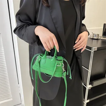 Дамски чанти с модерен шнурком, обикновена малки чанти, дамски чанти-незабавни посланици от изкуствена кожа, прости дамски чанти през рамото си, през рамо