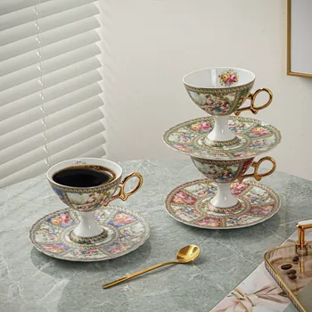 Европейската благородна утайка от чаша и чиния с лъжица, набор от кафе чаши от костен порцелан, луксозен комплект чаени чаши, чаени набор, кафе сет, празничен подарък
