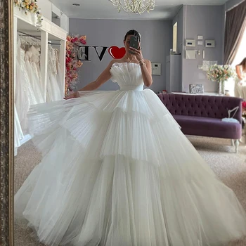 Елегантна Сватбена рокля на Принцеса Трапецовидна форма Eightree, Дълга Сватбена рокля С волани, Бяло, 2023, Вечерни Сватбени Рокли Големи Размери