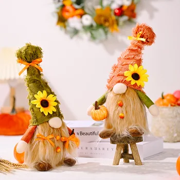 Есенни декорации: сезон на прибиране на реколтата, Старата шапка, Кукли-тиква Рудолф в ръцете на Сезона на прибиране на реколтата Безликого елф
