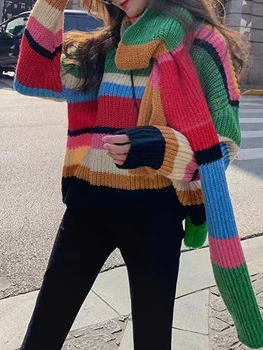 Жена пролетно-есенния вязаный пуловер с дълъг ръкав, многоцветни райета трико с шал