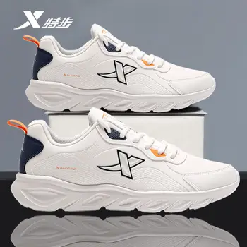 Моден тренд за сезона Пролет-лято 2023 от Xtep: малки бели маратонки за бягане, универсални непромокаеми ежедневни обувки от изкуствена кожа