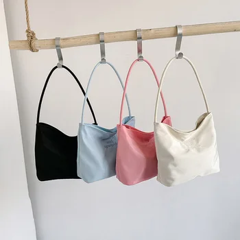 Найлонова чанта подмишниците в корейски стил с бродирани букви, дамски проста чанта, чанта през рамо, чанта кофа с голям капацитет, чанта-тоут за пазаруване
